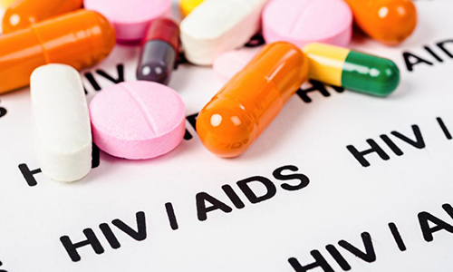 Điều trị HIV