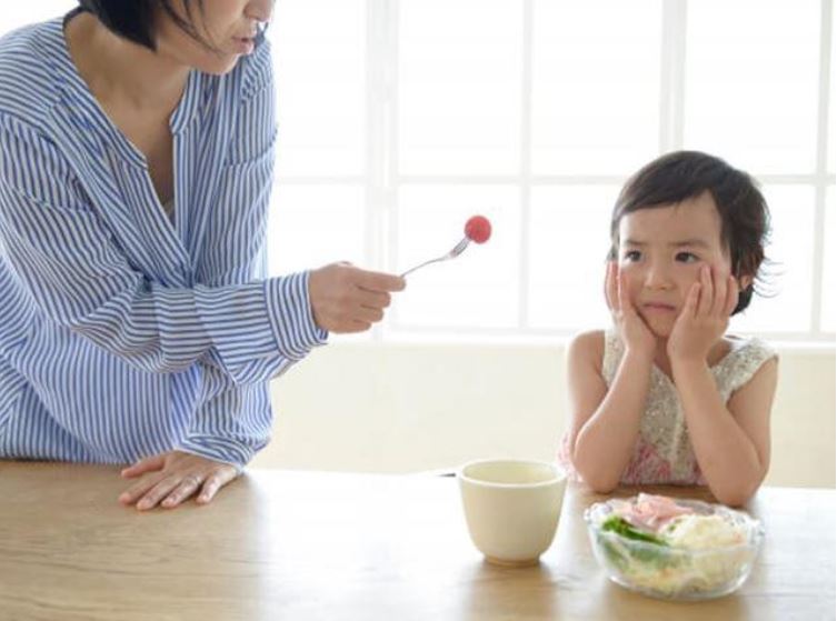 Trẻ 2 tuổi biếng ăn phải làm sao để trẻ ăn ngon hơn?