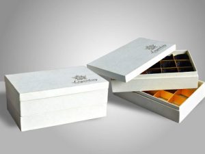 In hộp giấy cứng, hộp giấy cao cấp – In Hoàng Hà